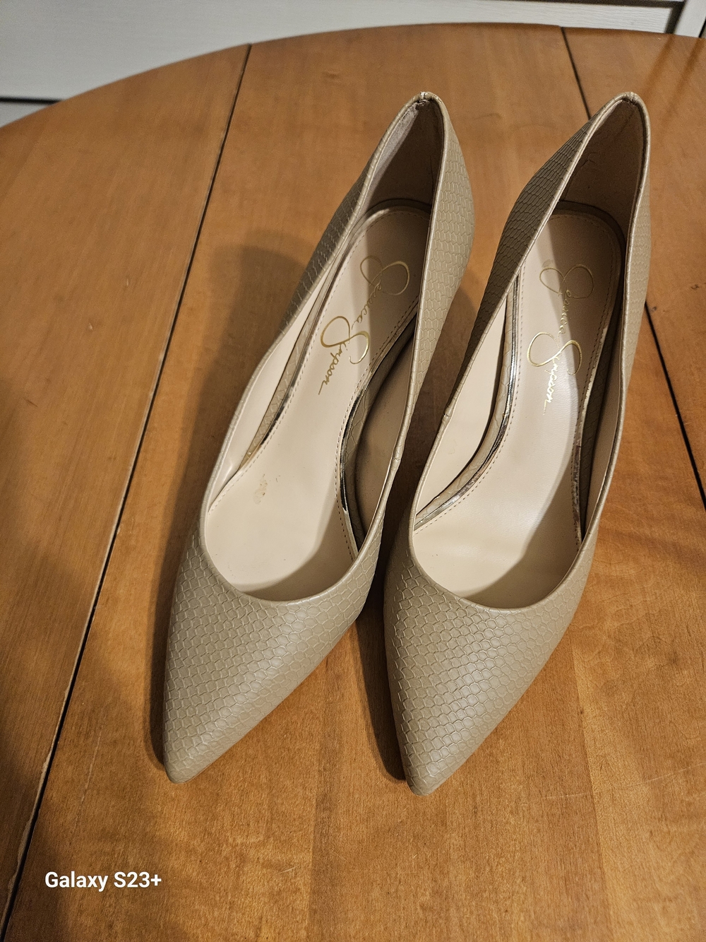 Jessica Simpson Taupe Textured Pointed-Toe Pumps